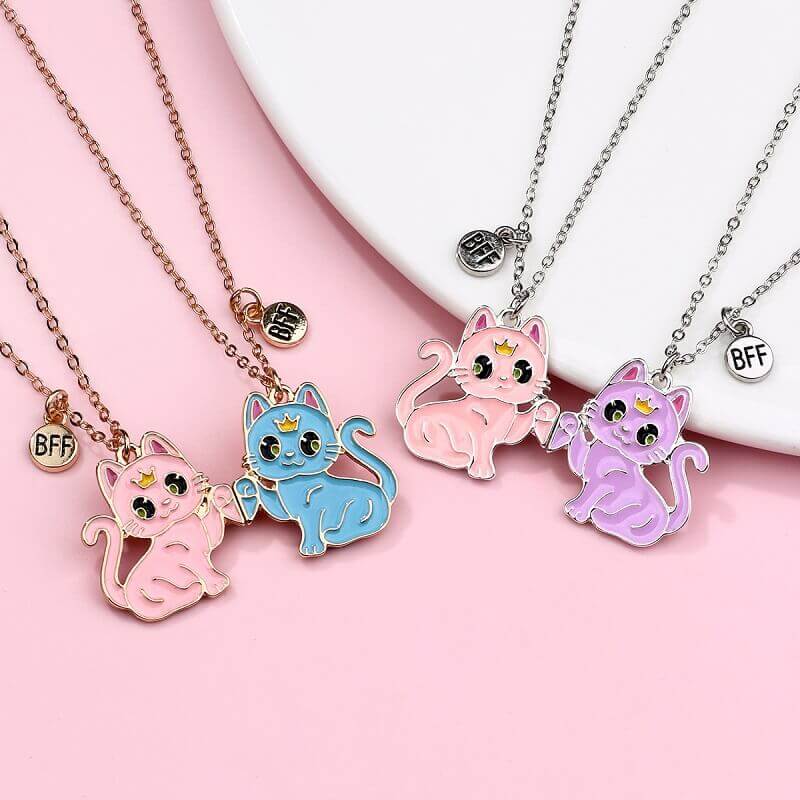 Cute Cartoon Magnetic Cat Necklace Set for Best Friends - 3 Color Options (BW, PB, PP)