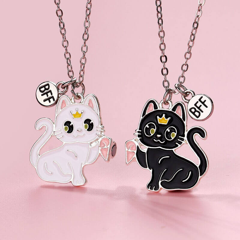Cute Cartoon Magnetic Cat Necklace Set for Best Friends - 3 Color Options (BW, PB, PP)